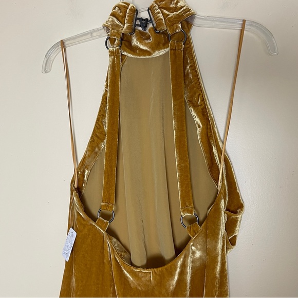 Free People Tongue Tied Dress Size 6 NWT Velvet Sleeveless Halter Open Back - Picture 9 of 16